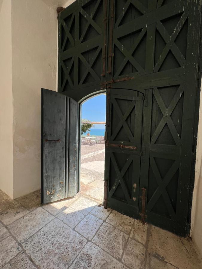Monte SantʼAngelo Villa In Gargano - Villa Basso מראה חיצוני תמונה