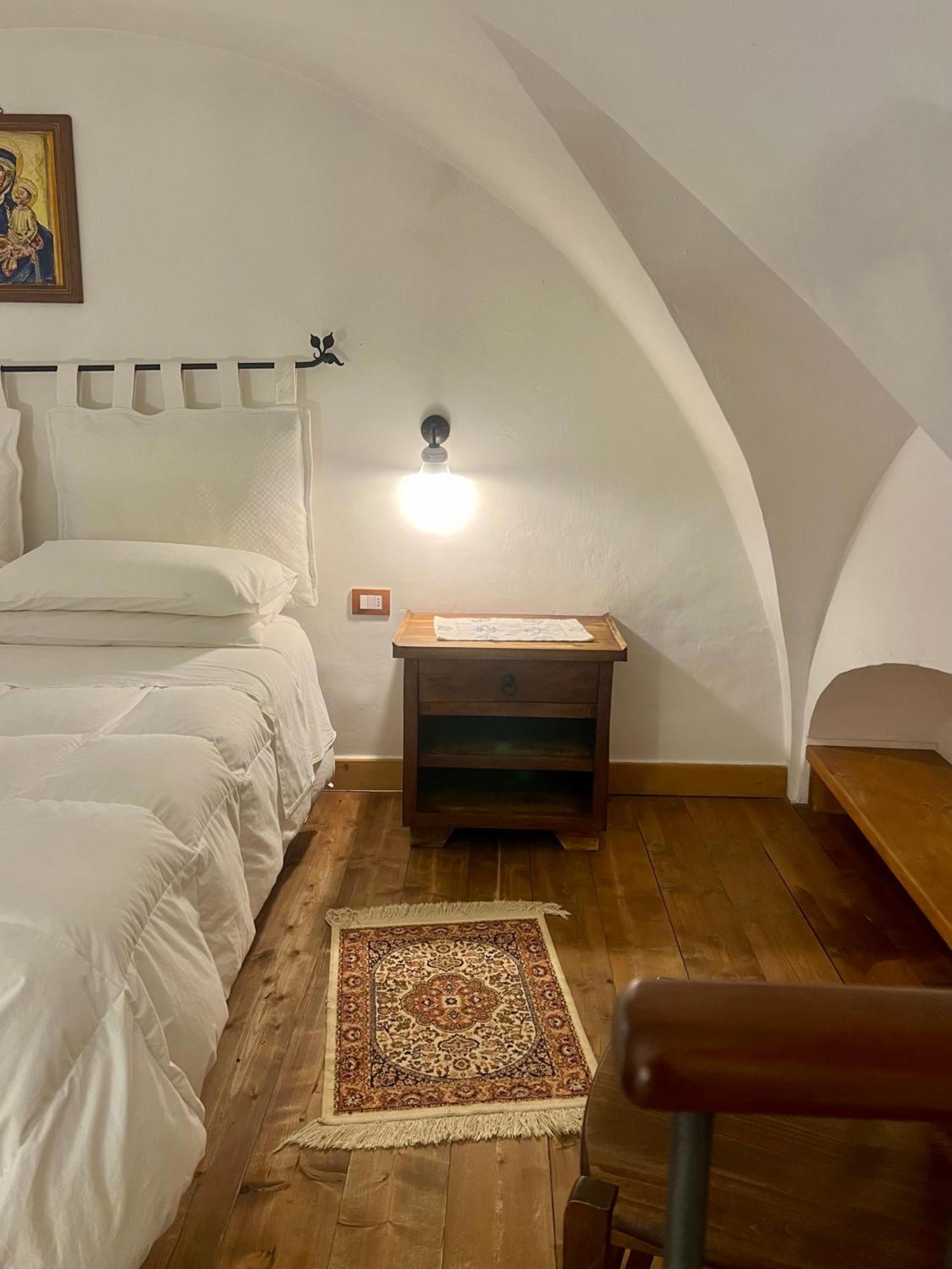 Monte SantʼAngelo Villa In Gargano - Villa Basso מראה חיצוני תמונה